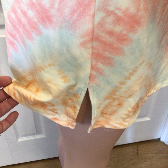 NWOT SO Juniors Yellow Tie Dyed Sleeveless Mini Dress Size Medium - Picture 4 of 7